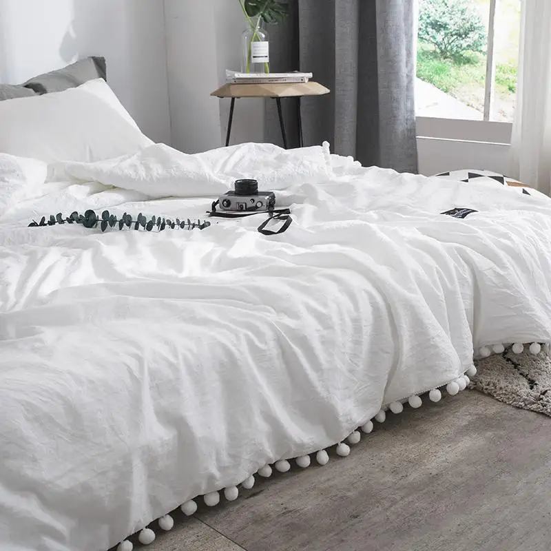 35 летние Стёганое одеяло однотонные Цвет кондиционер с белыми помпонами тонкий