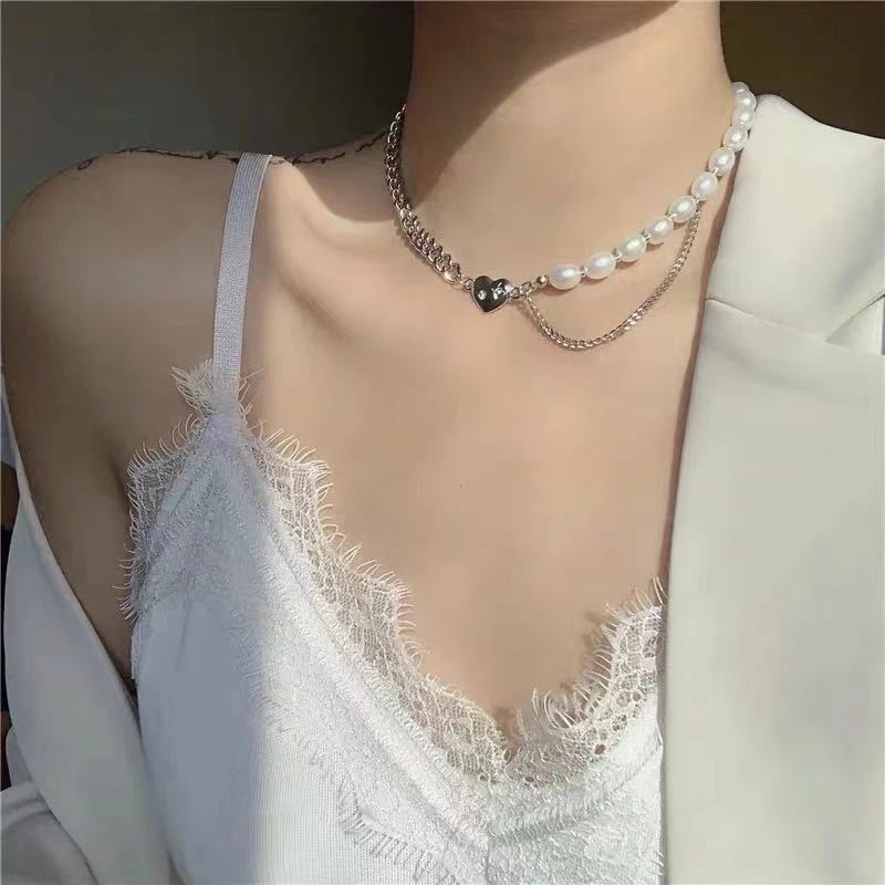 

Vintage Sweet Choker Weave Pearls Choker Red Heart Colorful Beaded Irregular Flowers Rhinestone Necklace for Women