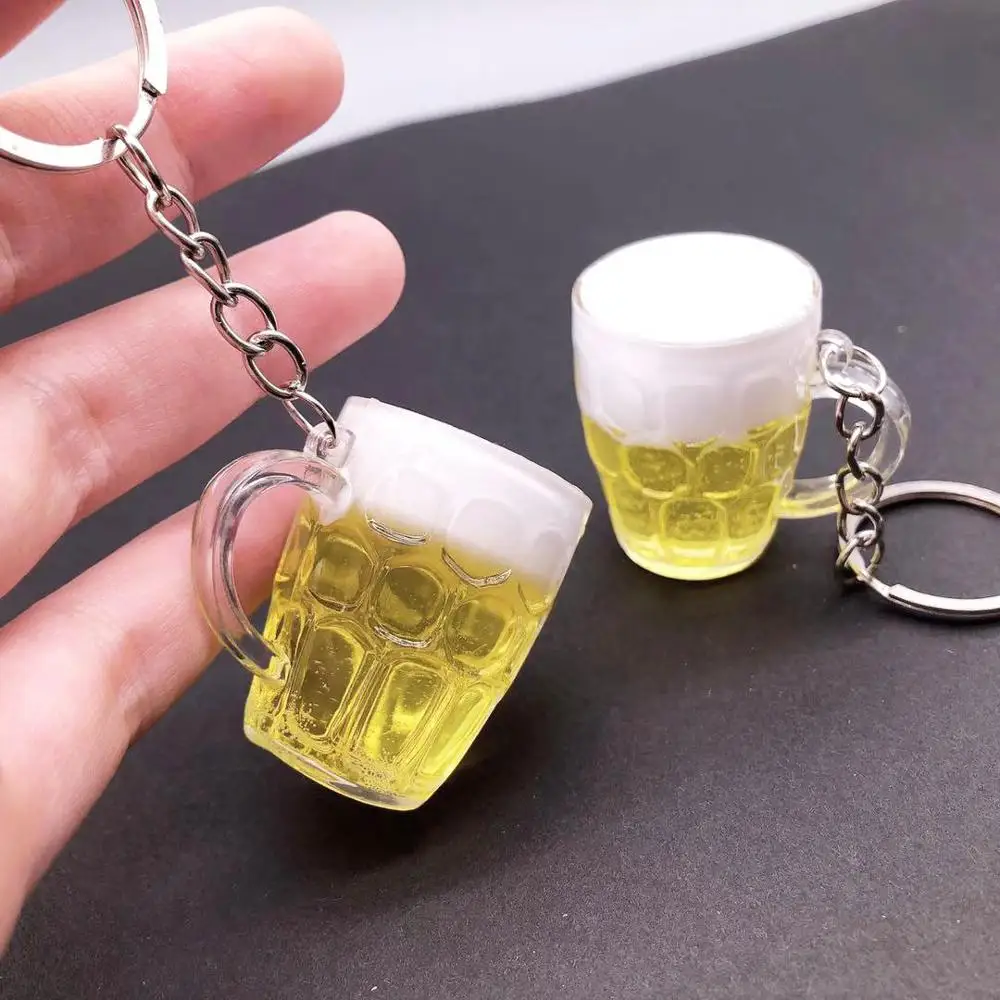 

New Creative Cool Lovely Mini Resin Crafts Beer Car Keychain Unisex Women Men Simulation Beer Cup Pendant Keyring Gift Hot Sale