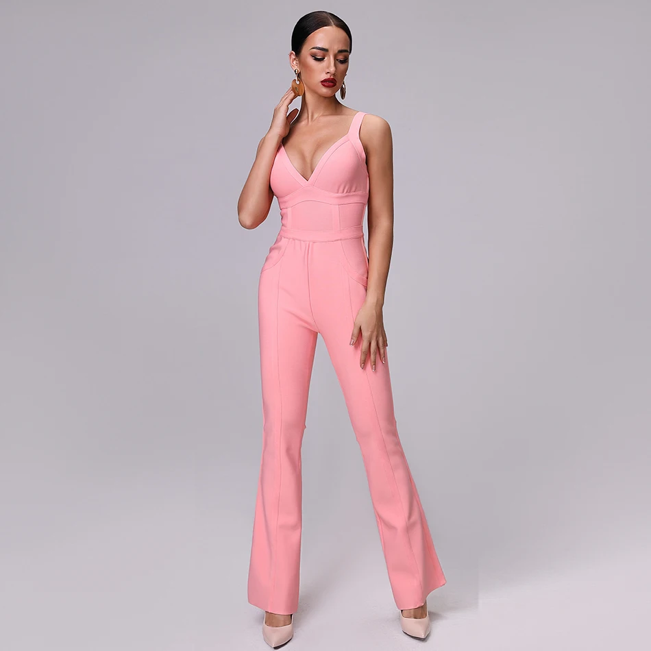 Женский бандажный комбинезон розовый пикантный из вискозы с v образным вырезом