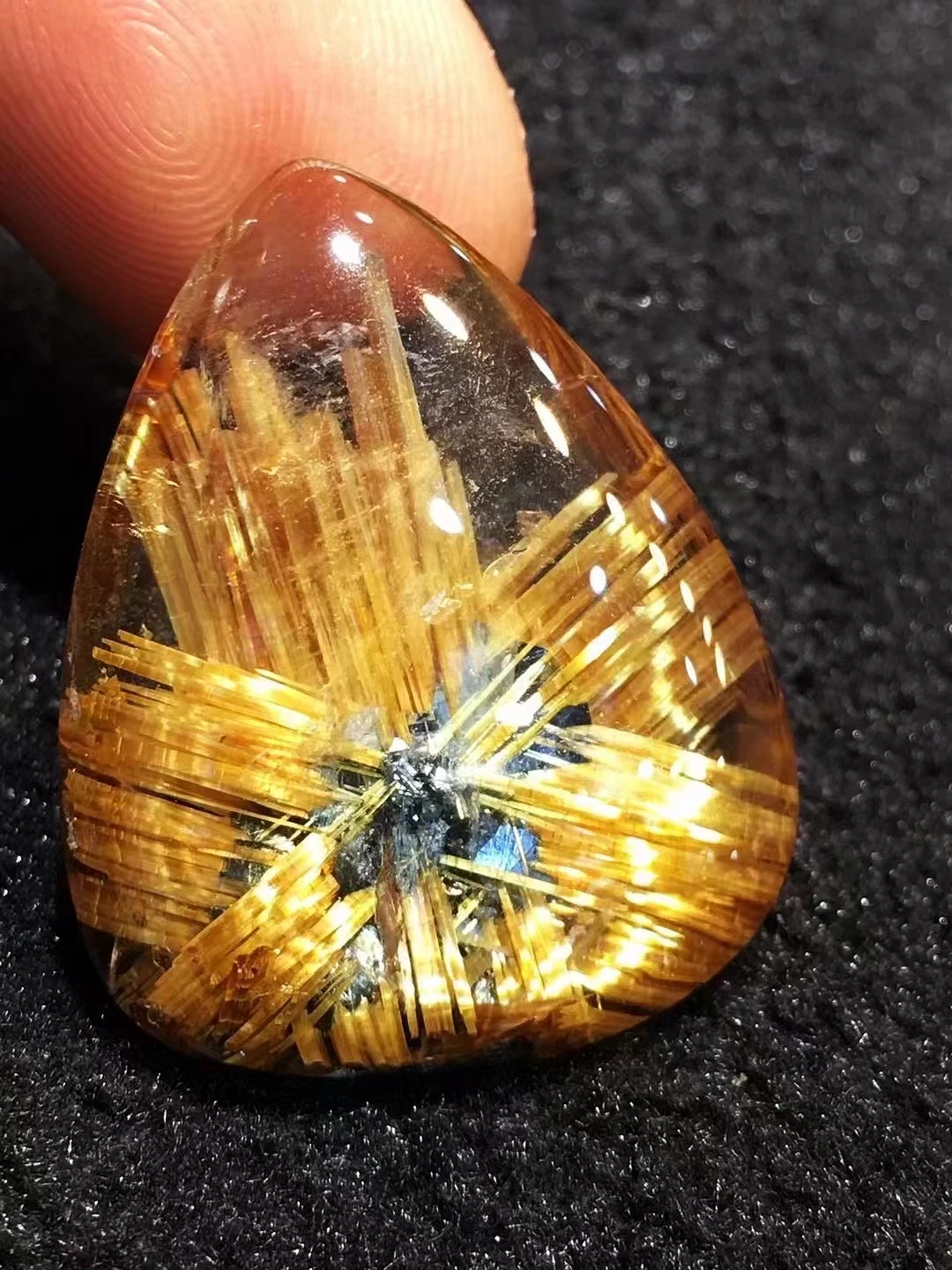 Natural Gold Rutilated Quartz Pendant Necklace Water Drop Carved Brazil 28.3*22.3*9.4mm Wealthy Stone Women Men Jewelry AAAAAA