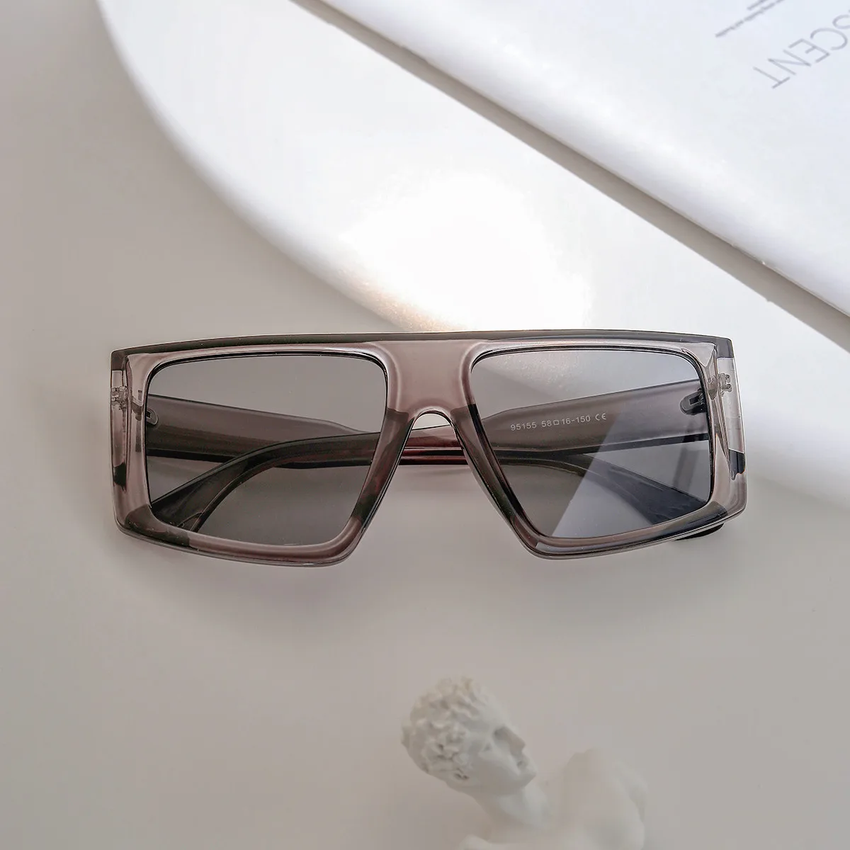 

Trendy Gray Oversized Square Women Sunglasses 2021 Vintage Flat Top Decor Rectangle Green Big Frame Men Shades Sun Glasses UV400