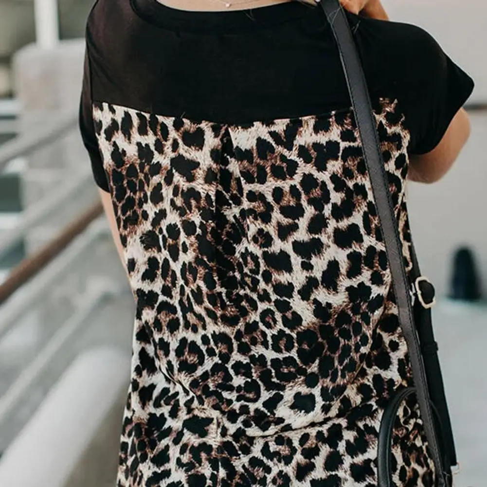 

Women Fashion V Neck Leopard Sunflower Pocket Patchwork Loose Blouse T-shirt Top Pocket Patchwork Loose Blouse T-shirt Top