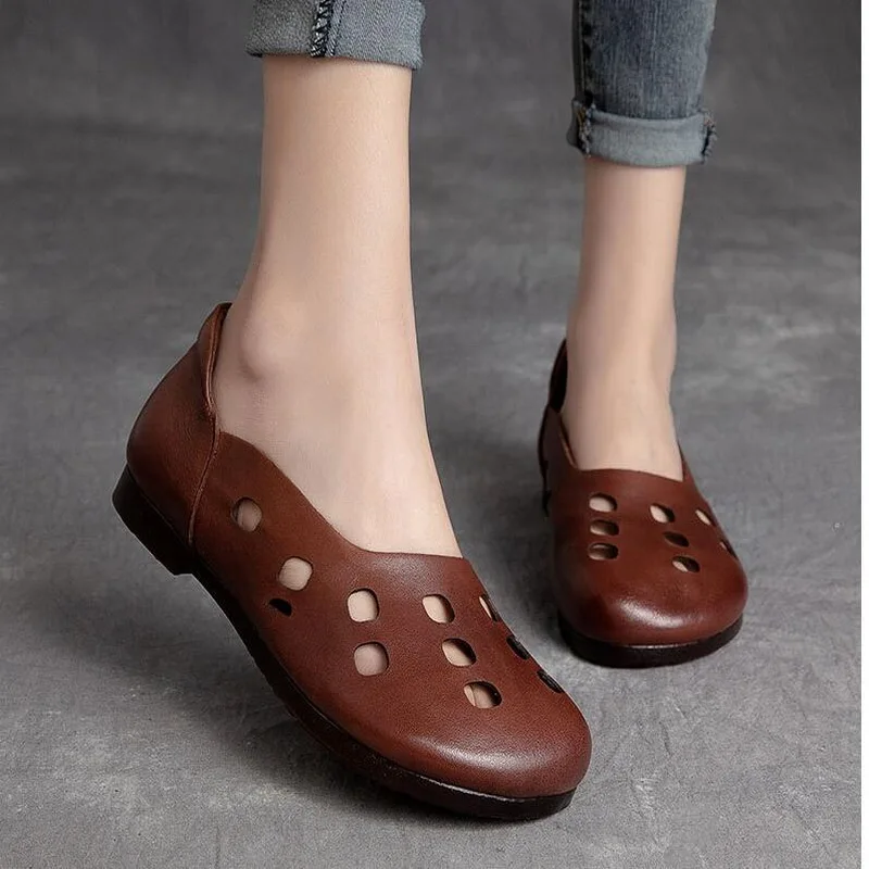 Туфли женские весенние с перфорацией в стиле ретро | Обувь