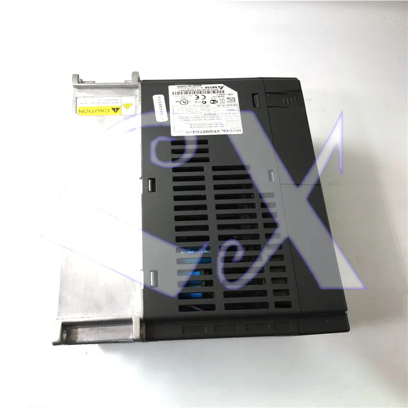 Оригинальный Delta 480 кВт VFD022C43A трехфазный 0 ~ 600 В Гц 3HP новый инвертор
