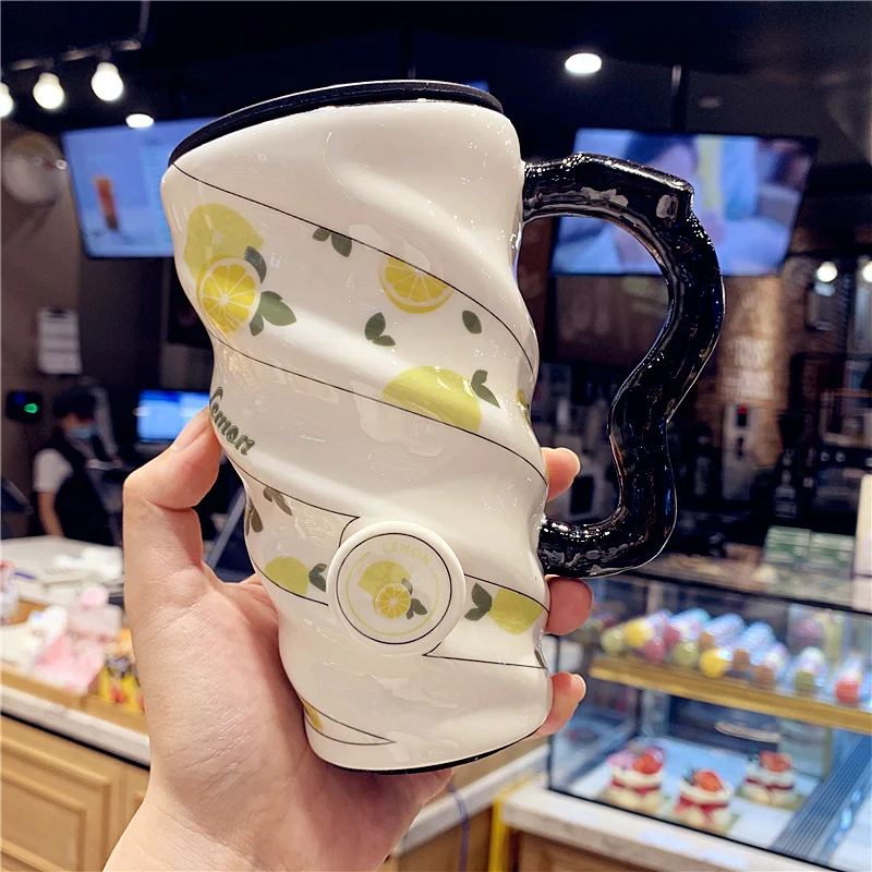 Корейские современные кофейные кружки забавная Милая кружка для воды клубника