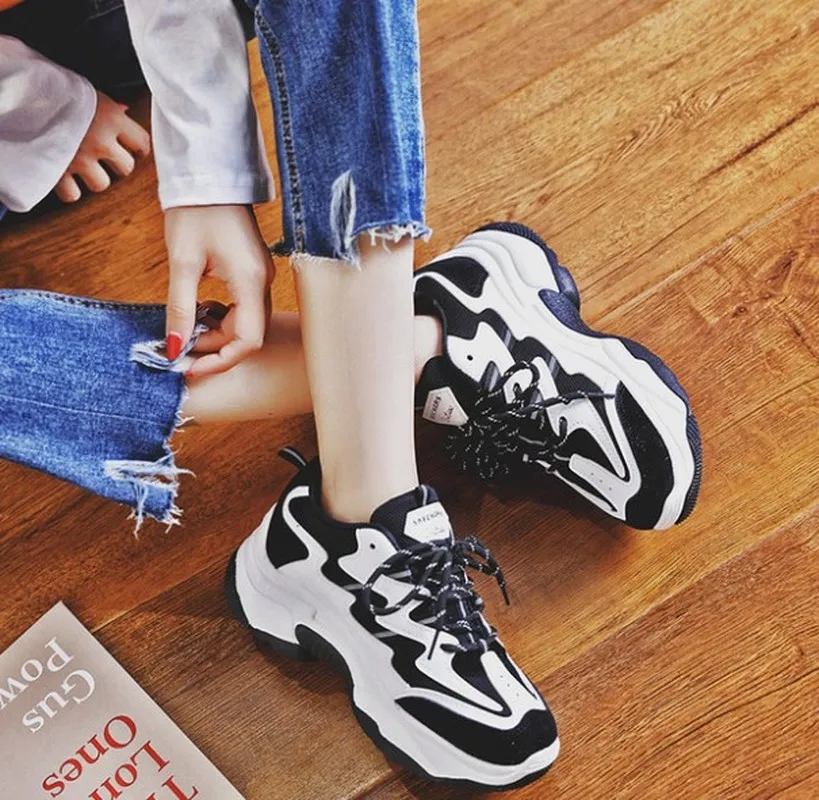 Женские кроссовки на платформе повседневные дышащие с вулканизированной