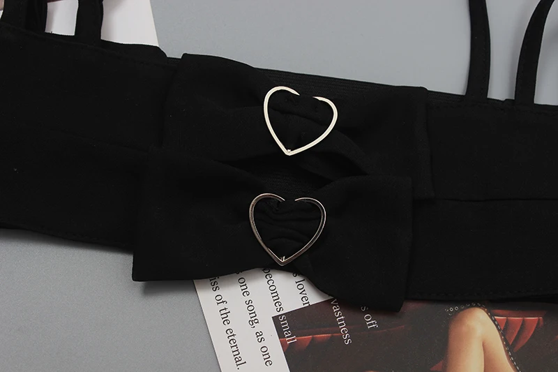

[EAM] Women Loose Fit Black Bow Hollow Out Short Casual Vest New V-collar Sleeveless Fashion Tide Spring Summer 2021 1DD9999