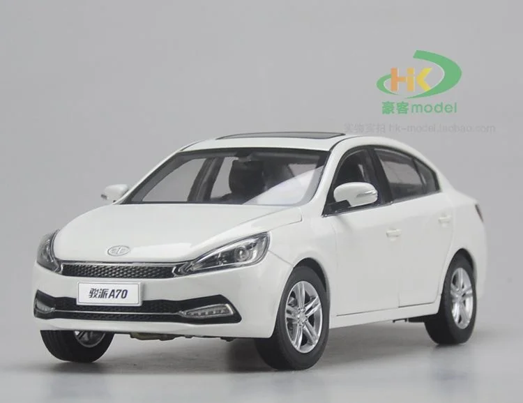 

1/18 alloy casting car model original factory Tianjin FAW Junpai A70 car high-end collection holiday gift