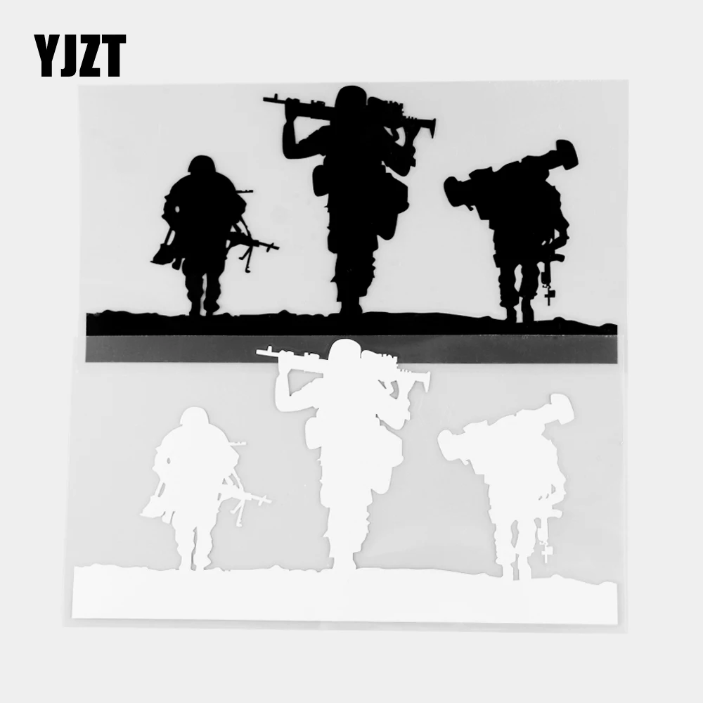 

YJZT 10.2×18.3CM Soldier Carrying Arms Personalized Car Stickers Classic Vinyl Decal Decoration Black / Silver 20C-0308