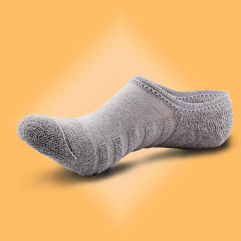 

5 Pairs/Lot Men's Fashion Towel Bottom Boat Socks Cotton Sport Sweat Breathes Silicone Anti-Slip Invisible Socks Plus Size 41-45