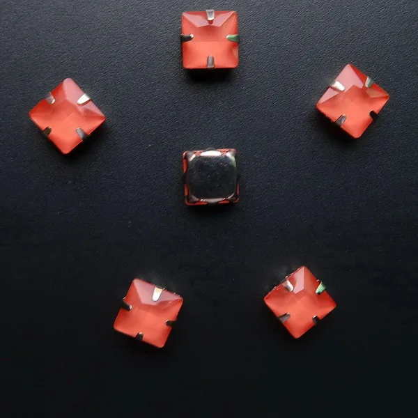 A20 Orange Милый Серебряный металлический коготь 50 шт/п желе конфеты и AB цвета стекло кристалл 8 мм квадратной формы пришить стразы свадебное платье diy отделка - Цвет: A20 Orange