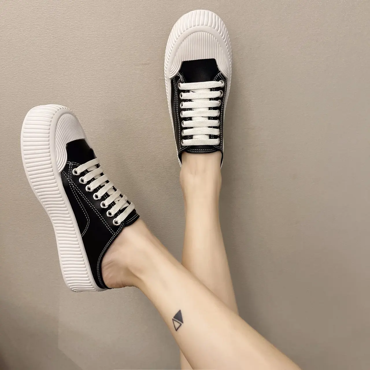 

Flat Shoes Female Ladies' Slippers Cover Toe Luxury Slides Platform Slipers Women Low Designer 2021 Summer PU Rubber Canvas Fabr