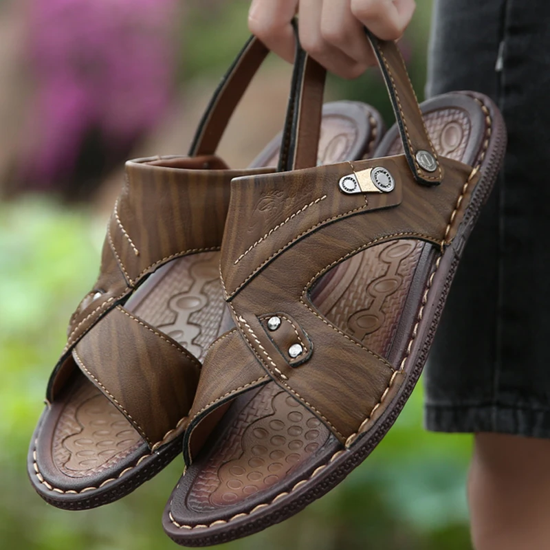 

Brand Men's Sandals Summer Genuine Leather Sandals Men Original Outdoor Breathable Men Footwear Soft Leather Metal Men Slippers