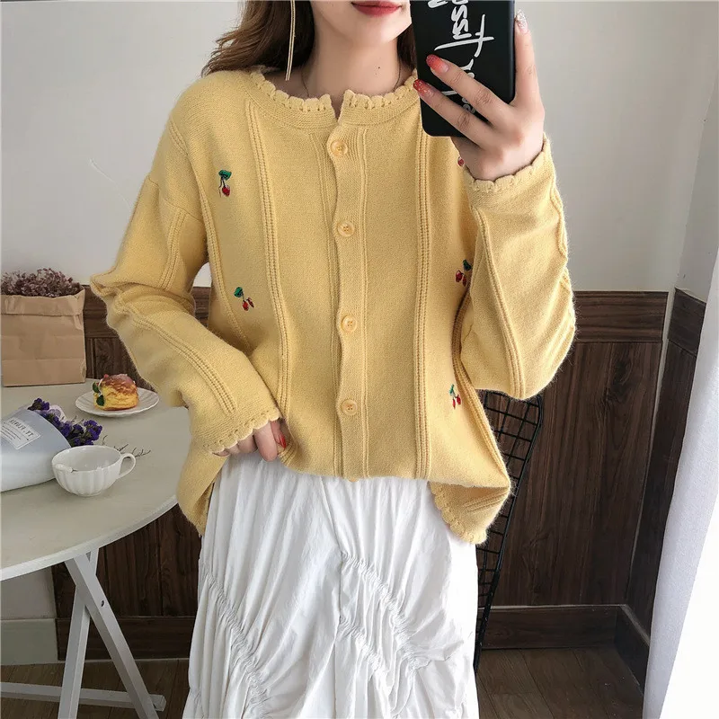 

2020 Autumn And Winter New Embroidery Knitted Cardigan Women's Outer Wear Small Fresh Loose Sweet Short Sweater Women JacketC417