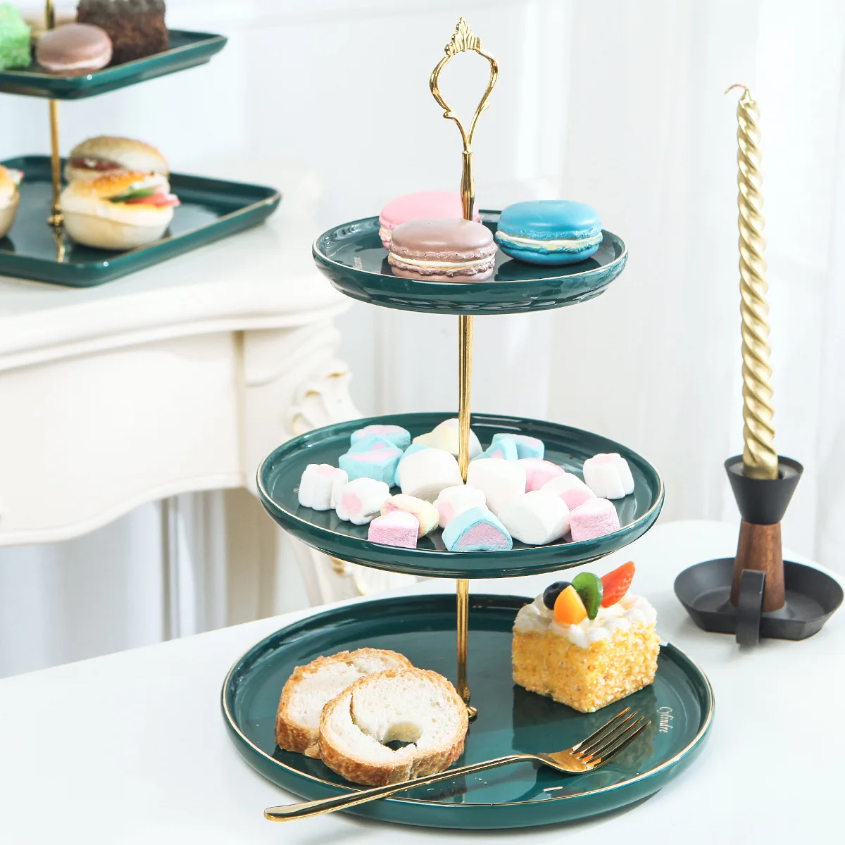 

Ceramic creative fruit plate European three-tier snack shelf afternoon tea double deck fruit plate cake shelf modern living room