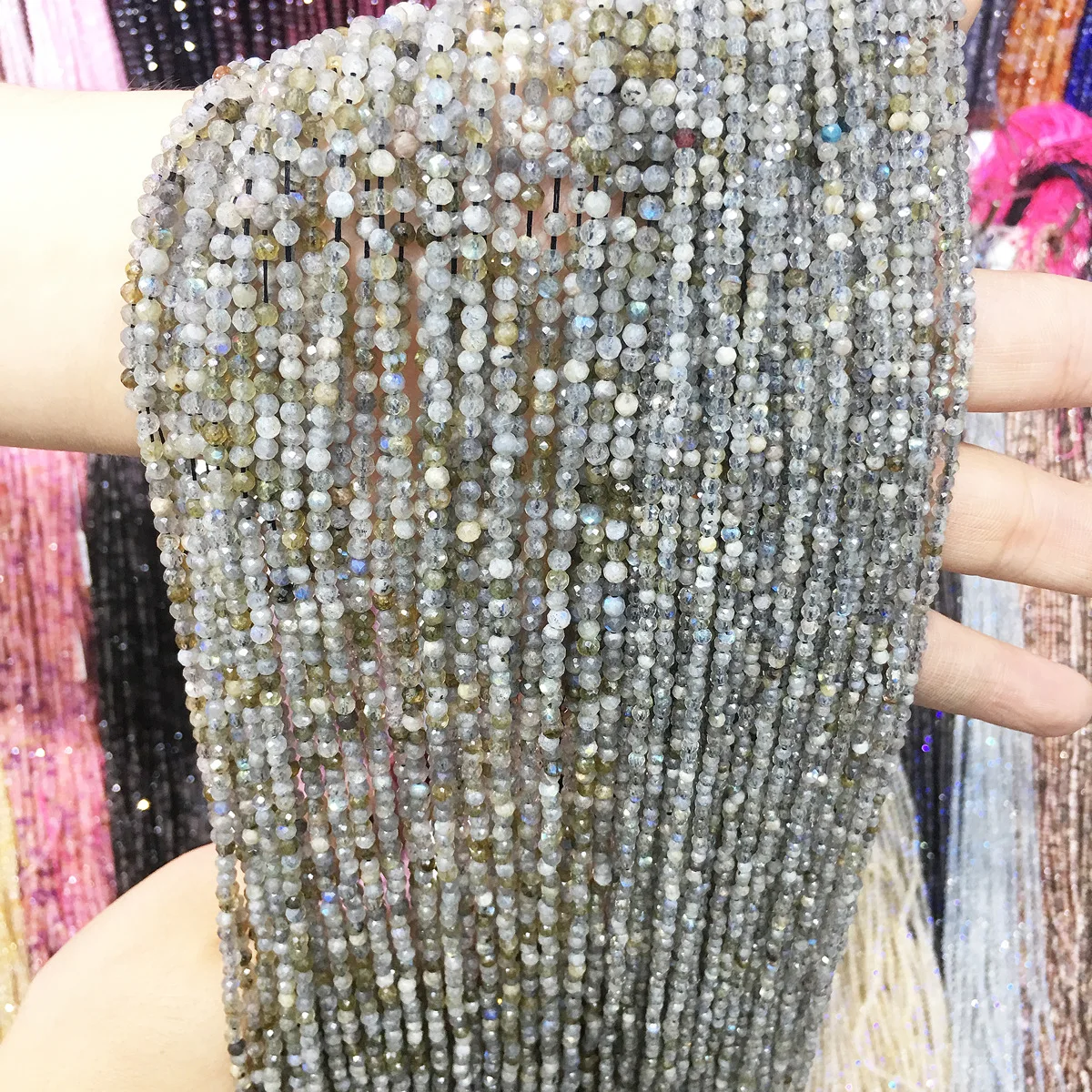 Граненые бусины с натуральным клубничным кристаллом 2 мм 3 граненые блестящие