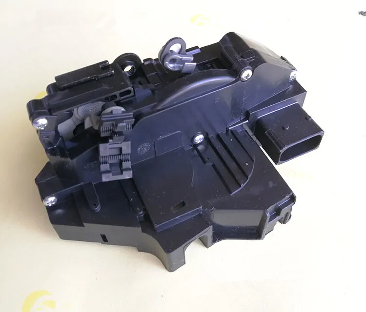 Блок дверного замка для 09-18 Geely Emgrand7 EC7/EC8