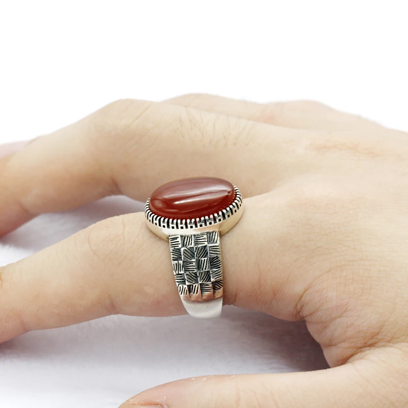 Турецкое ювелирное изделие большой серебряный натуральный камень: красный оникс