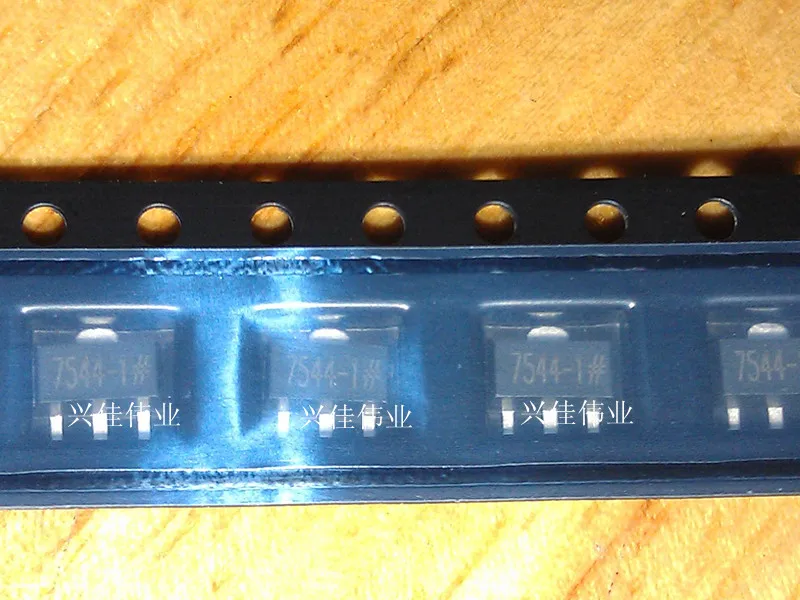 

Original 40pcs/ HT7544A-1 HT7544-1 7544-1 7544-1 SOT-89