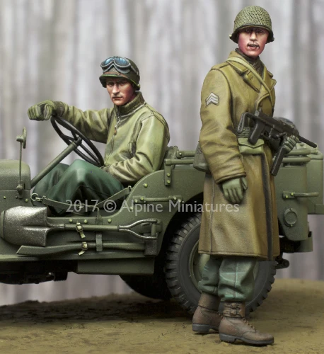 

1/35 WW2 US NCO & Driver Set Do not include a car with 4 different heads resin kit soldiers GK Military theme Uncoated No colour