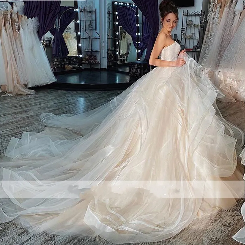 

New Ball Gown Strapless Tulle Dresses for Wedding Party 2021 Sleeveless Pleated Vestido de Novia Bridal Gowns Chapel Train