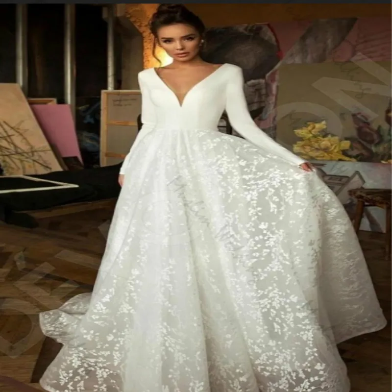 

Modest Lace Bohemian Wedding Dress 2020 Sexy Backless V NeckBeach Boho Wedding Dress Long Sleeve Satin Cheap Bridal Gown Trim