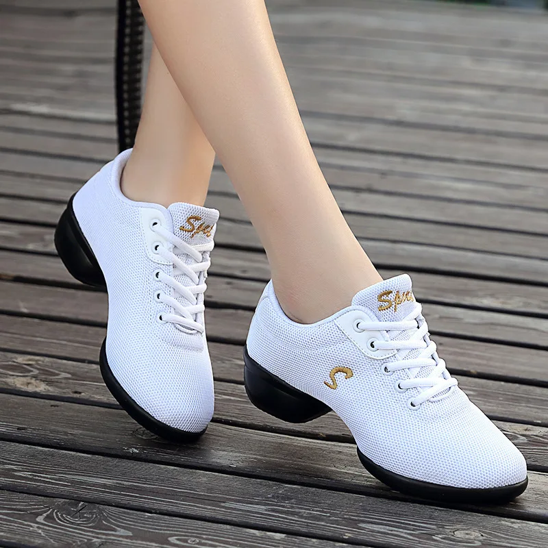 

Wmoen Gym Sneakers Summer New Sweet Luxury Off White Vulcanize Casual Fashion Running Breathable Soft with Rubber Platform Shoes