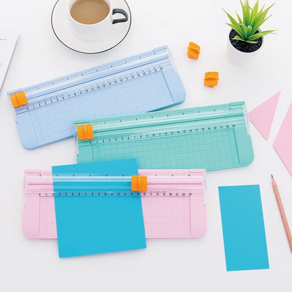 

Professional And Multifunctional Paper Cutter Craft Paper Trimmer with Automatic Security Safeguard & Side Rule for Handcraft