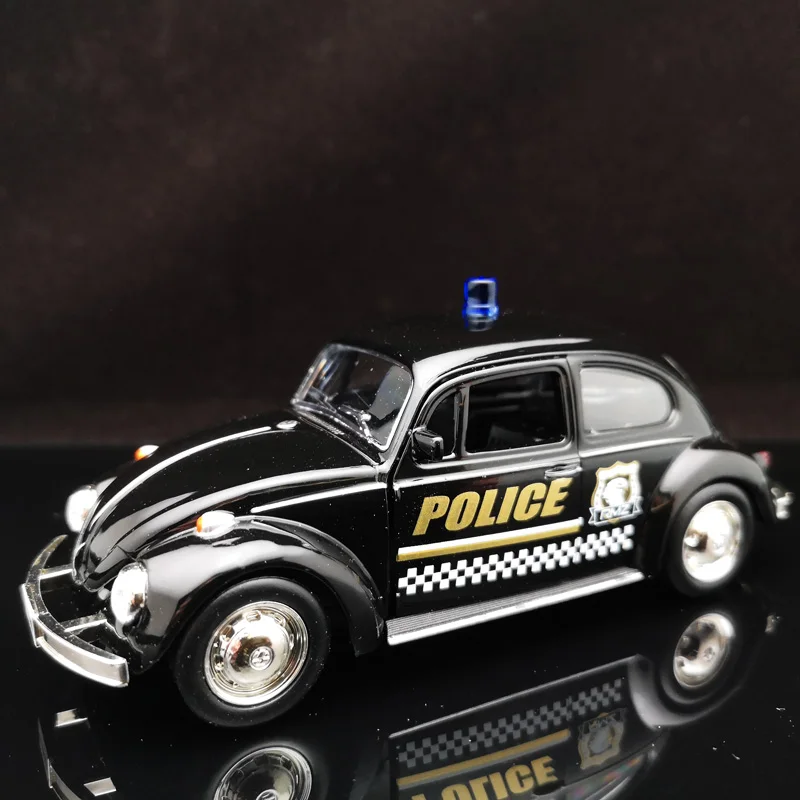 

1/36 Scale VW Beetle Police Car Diecast Alloy Pull Back Car Collectable Toy Gifts for Children