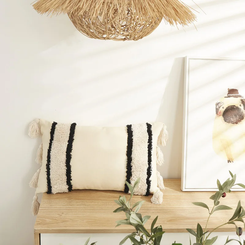 

30*50cm Nordic Style Tufted Pillowcase Embroidery Boho Sofa Cushion Cover Tassels Decorative Pillowcase INS Home Decoration