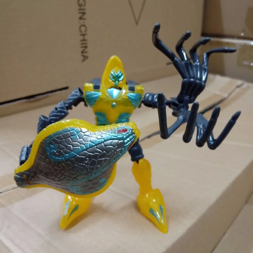 Игрушка трансформер в виде зверя из войн|Игровые фигурки и трансформеры| |