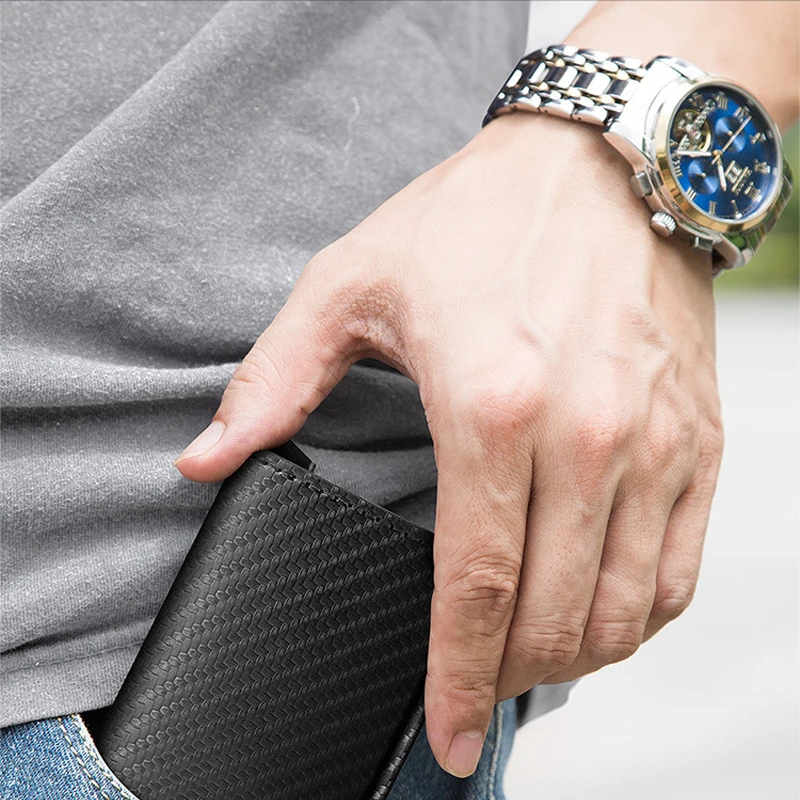

2020 Carbon Fiber Magnet Buckle Aluminum Mini Wallet RFID Blocking Anti-theft Alloy Card Colder Fashion Thin Purse for Men