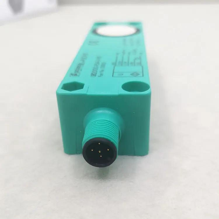 

Германия P + F Pepperl + Fuchs UB2000-F54-I-V15 датчика бесконтактный выключатель UB2000-F54-I-V15 Высокоточный ультразвуковая дальнометрия датчик новый