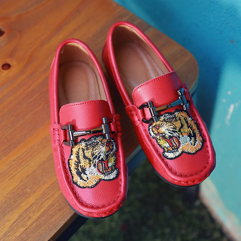 

Luxury Kids Loafers Boys Girls Shoes Moccasins Soft Children Flats Casual Boat Shoes Children's Wedding Leather Shoes Autumn