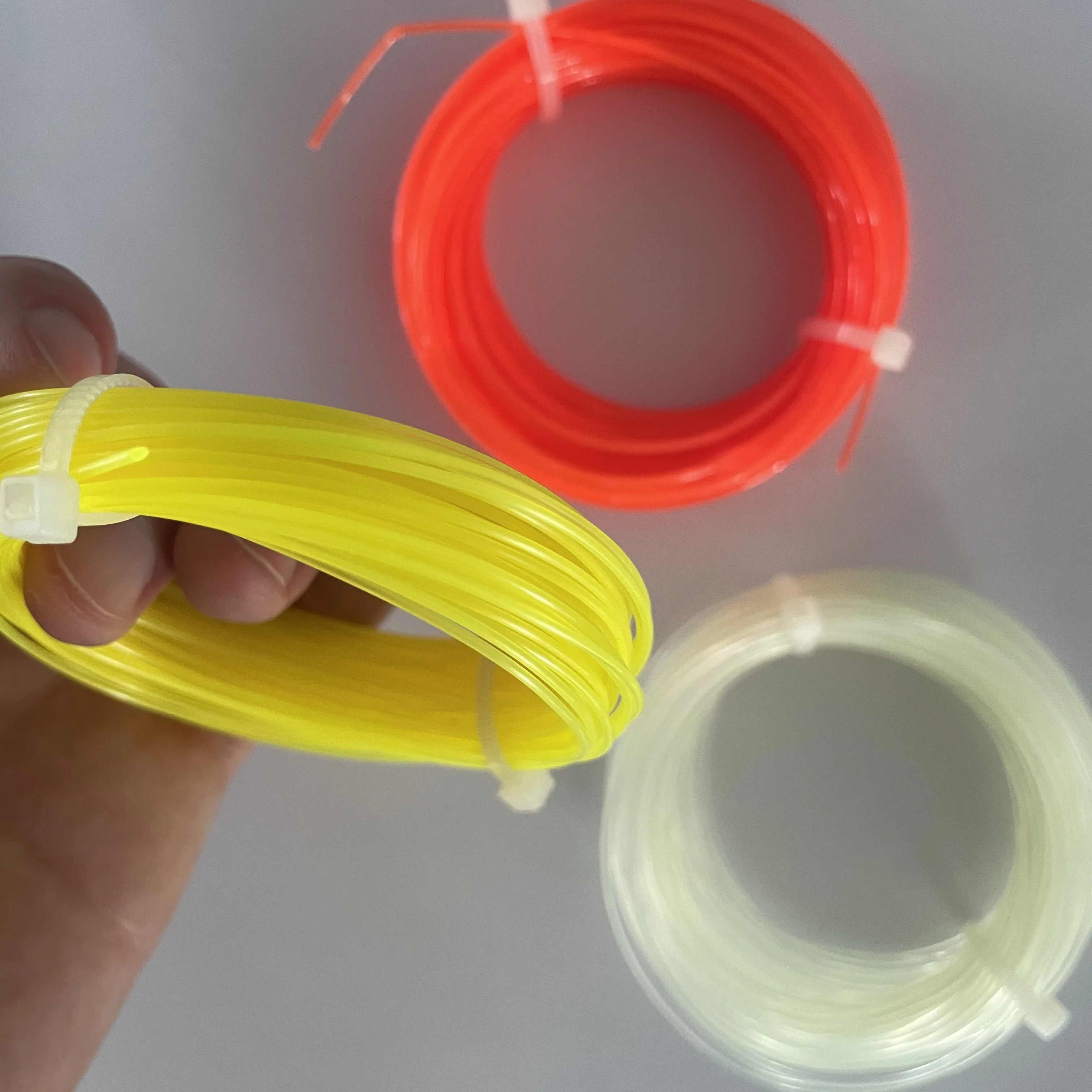 

Professional Quality Weeding Tools Trimmer Line Round Shape 1.3mm/1.6mm/2.0mm/2.4mm/2.7mm/3.0mm/3.5mm/4.0mm