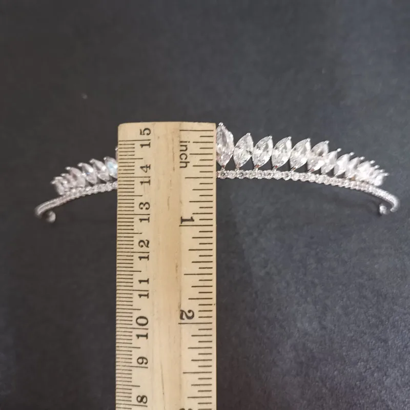 Свадебная тиара SLBRIDAL с инкрустацией из меди и фианитами свадебная королева