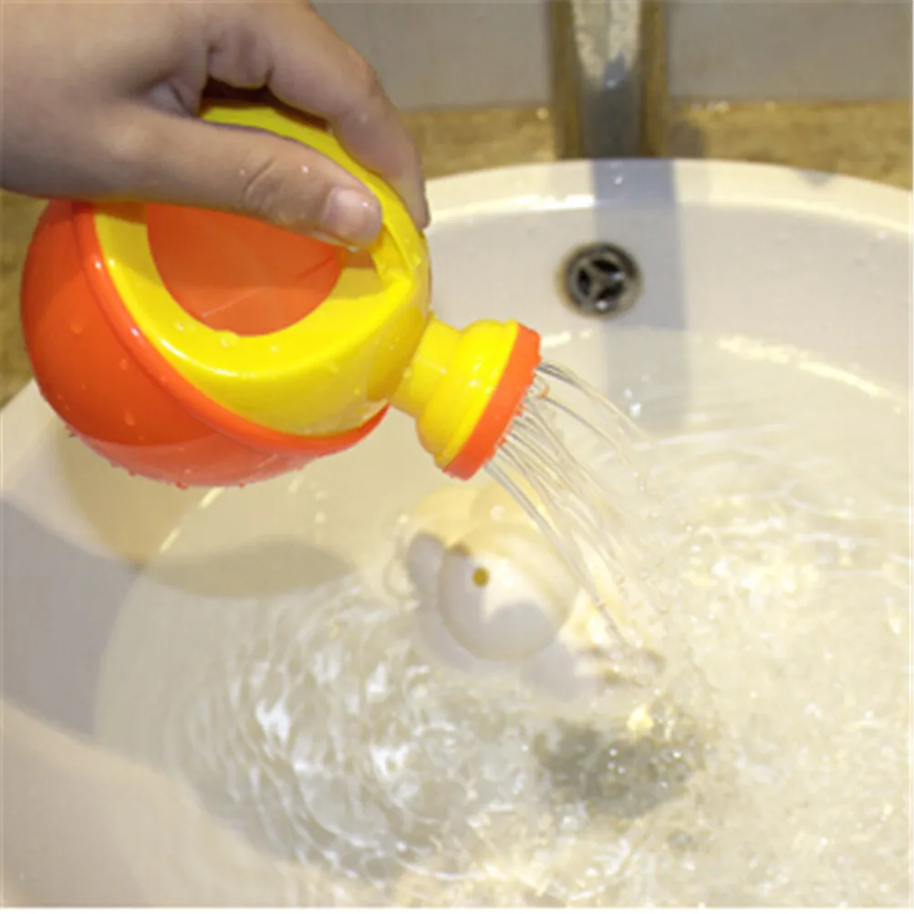 Baby Bath Toy Plastic Watering Can Watering Pot Beach Toy Play Sand Toy Gift for Kids Random Color