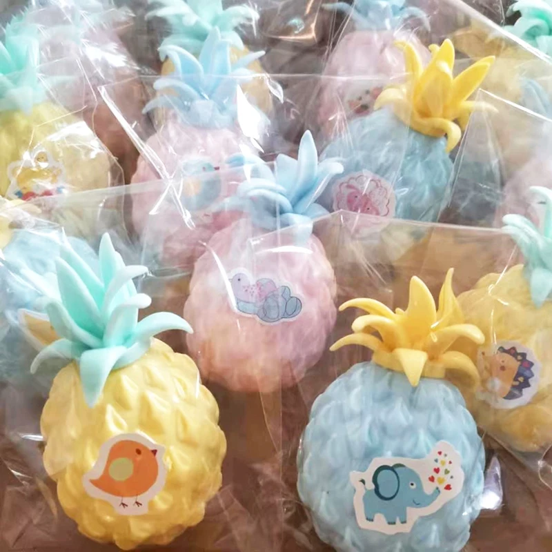 

Simulation Pineapple Fidget Toys for Anxiety Stress Relief Ball Decompression Toy Novelty Squeeze Cute Fruit Toys