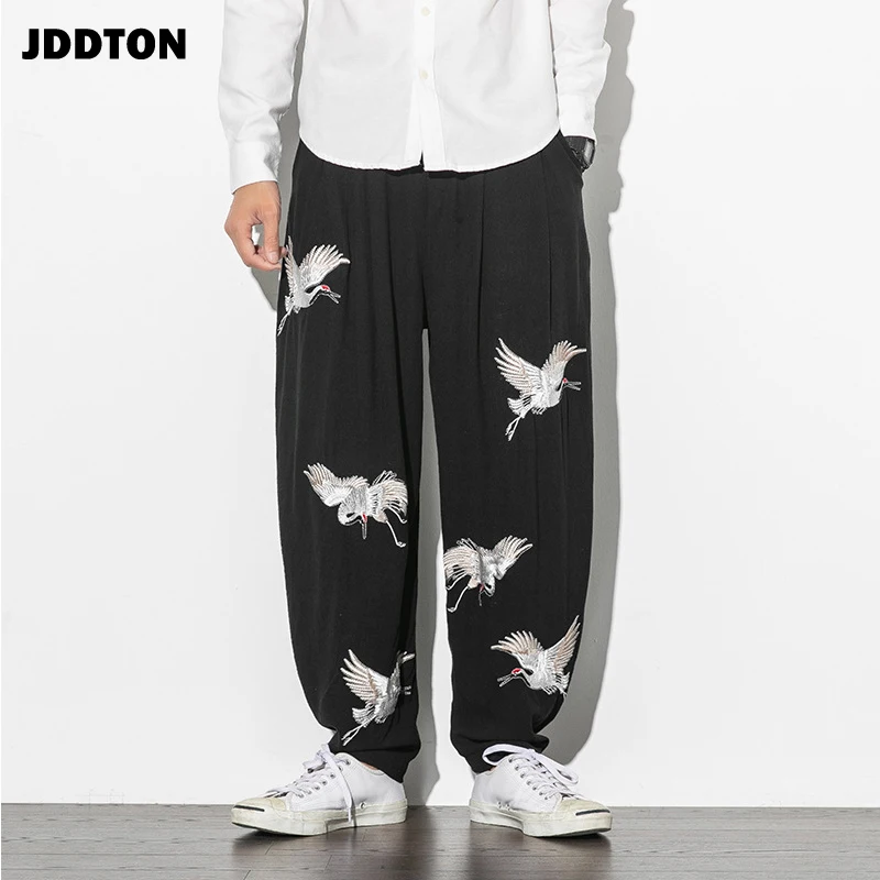 

JDDTON Men Chinese Style Linen Embroidery Plate Buckle Nine Points Pants Loose Fashion Casual Hip Hop Vintage Streetwear JE414