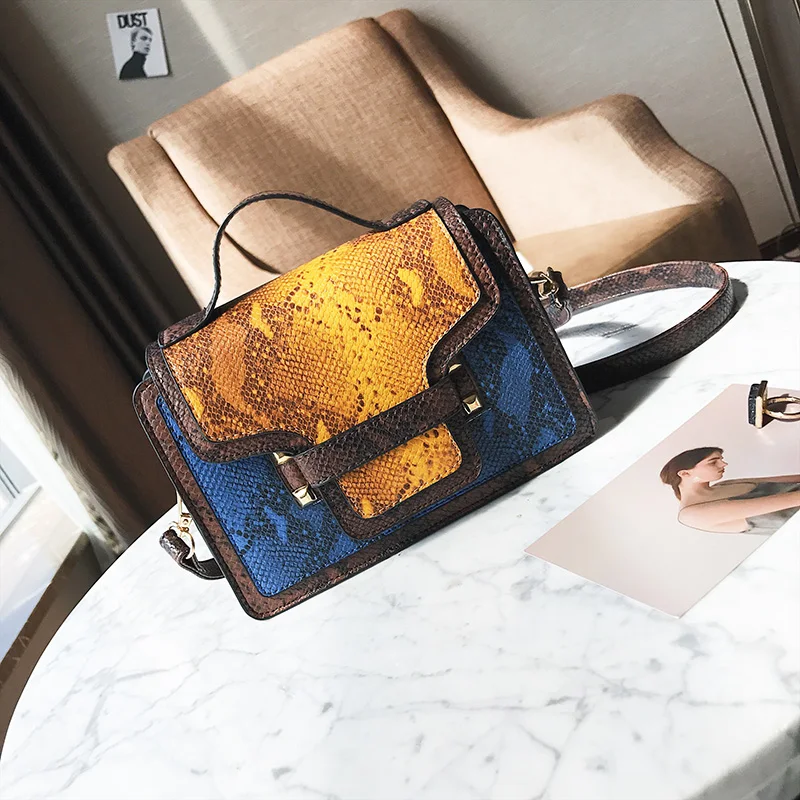 Осень зима 2020 маленькие женские сумки на плечо со змеиным узором винтажная сумка