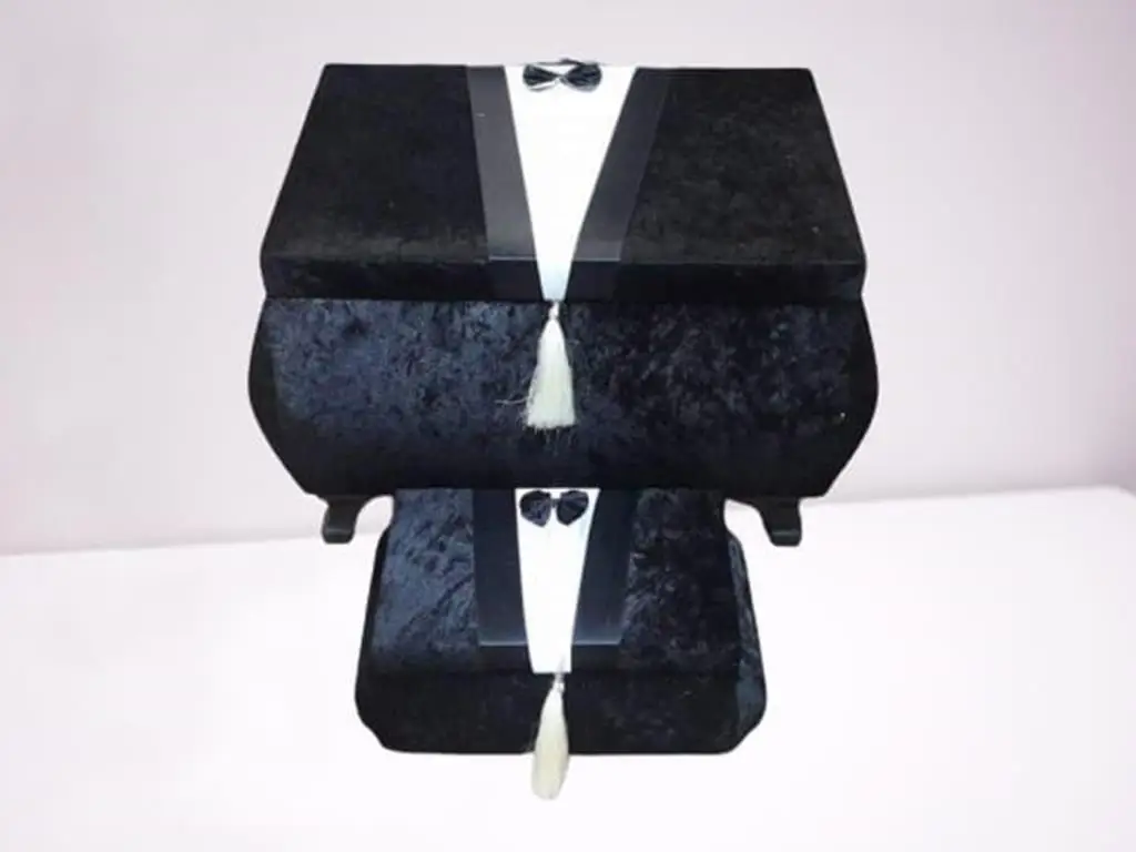 

Groom Figured-Pointed Velvet 2li Dower chest Black