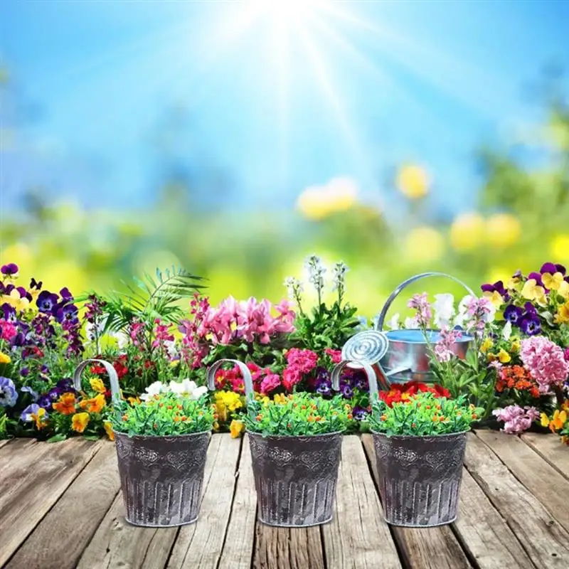 

Metal Iron Hanging Flower Pot with Hook Retro Flower Bucket for Home Outdoor Garden Balcony Decoration Swinging Flower Basket