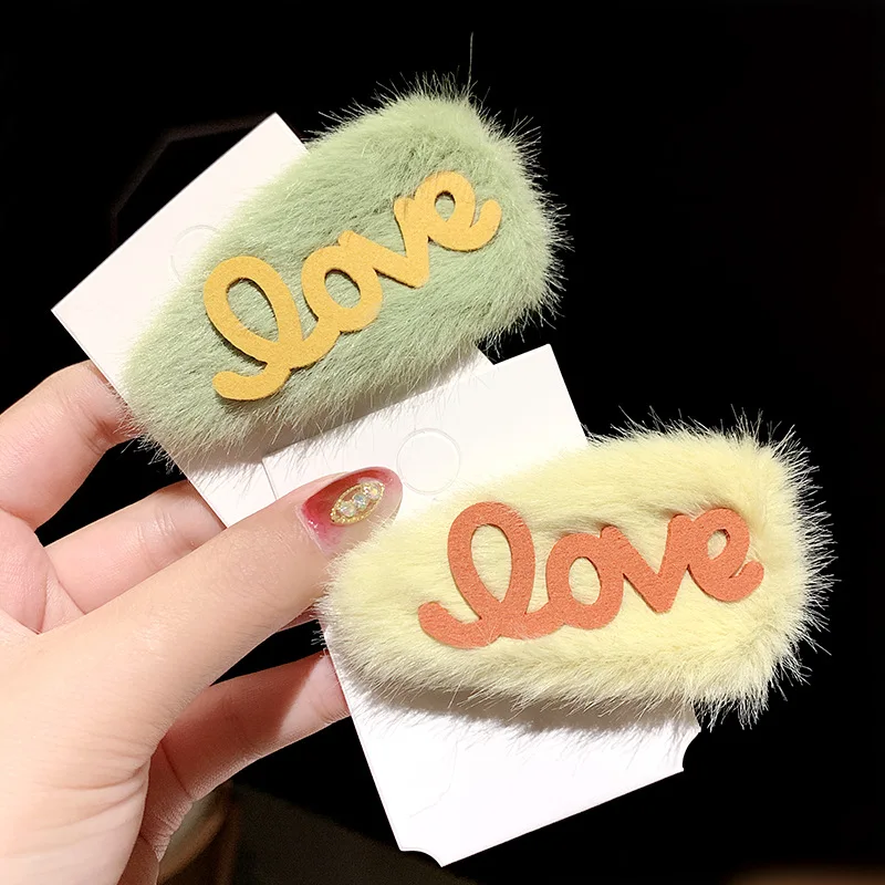 Модные заколки для волос с надписью «LOVE»; Плюшевые заколки для волос; BB; сезон осень-зима; имитация кроличьего меха; заколки для волос; аксессуары для волос