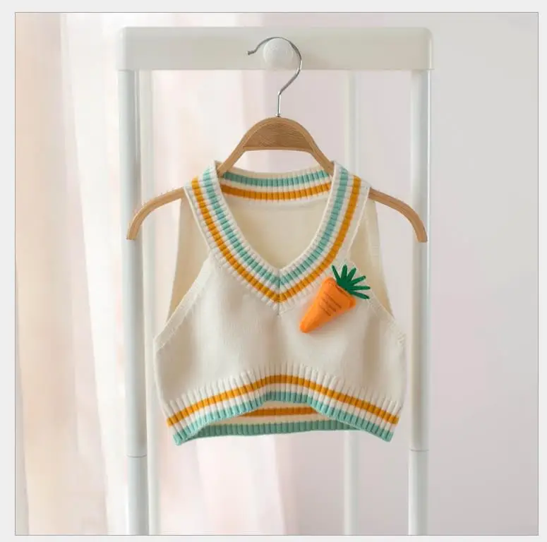 

Детский милый жилет с репой