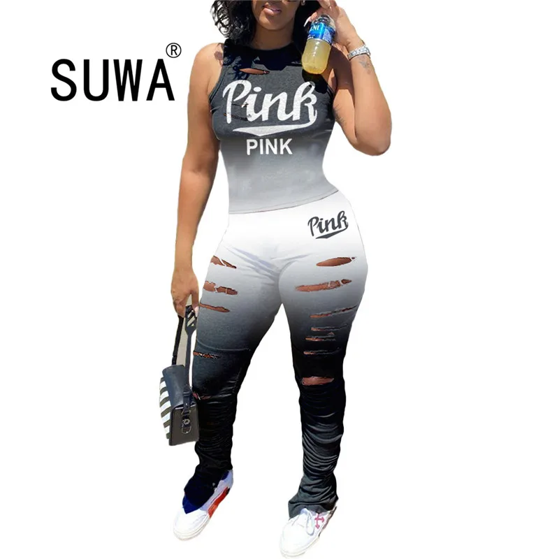 Комплект Спортивный женский из двух предметов майка и штаны с многослойными