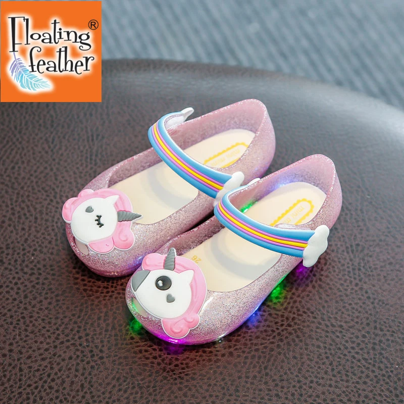 

Unicorn Baby Slippers 2020 Swimming Shoes Kids Water Shoes Kids Slipper Cute Girl LED Flashing Light Shoes Jelly Crystal Sandals