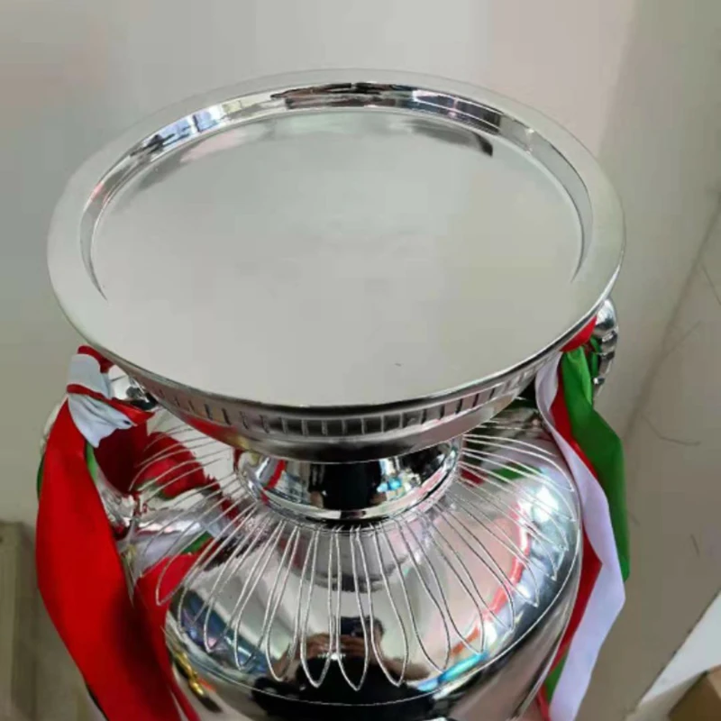

2020 European Cup Trophy Replica Delaunay Cup Trophies Souvenirs Italy Champion Award Cups Souvenirs Red, Green and White Ribbon