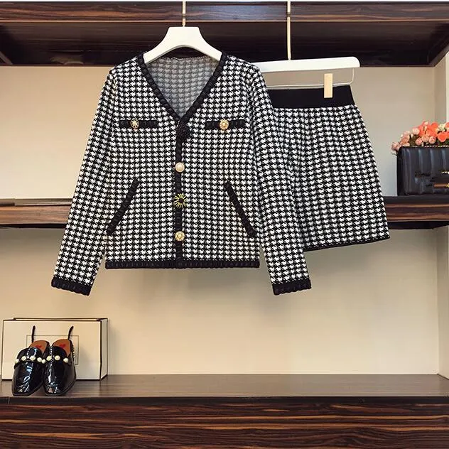 Повседневный винтажный вязаный костюм с шортами гусиные лапки новинка на осень и