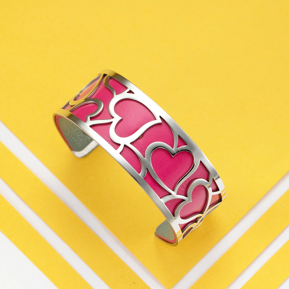 Браслеты и обручи изготовленные из нержавеющей стали с сердечками 2020|Браслеты| |